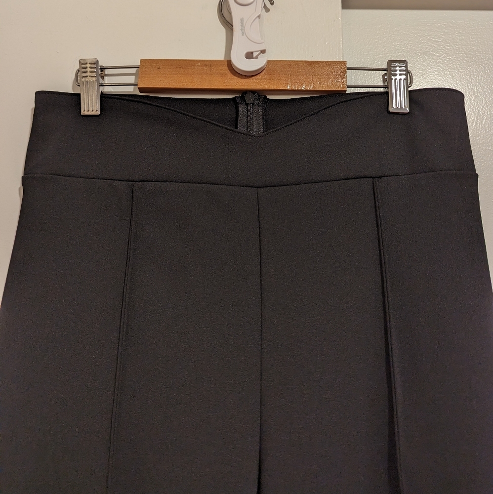 Black classy pants with high waist